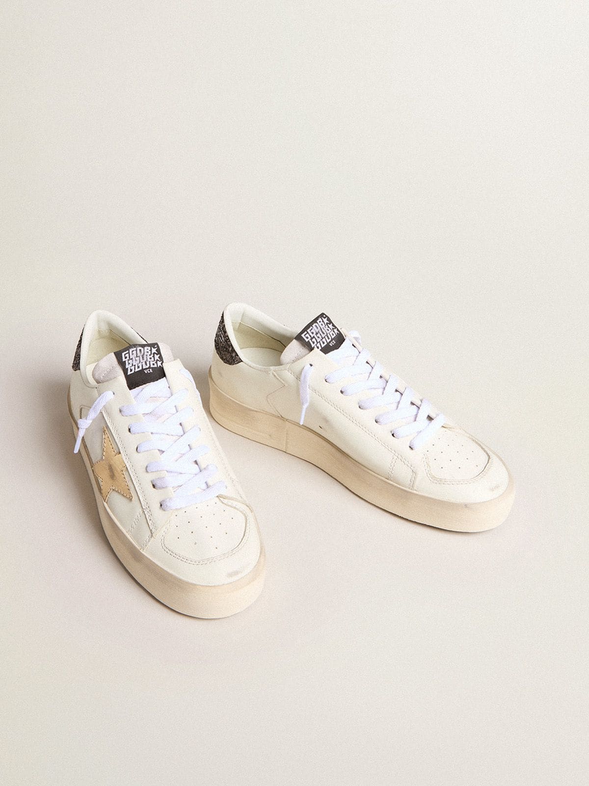 Golden Goose - Stardan Donna con stella oro e talloncino glitter in 