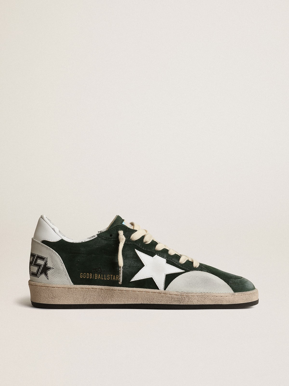 Golden Goose - Sneaker Ball Star Pro Donna in suede verde con inserti in gomma zigrinata bianca in 