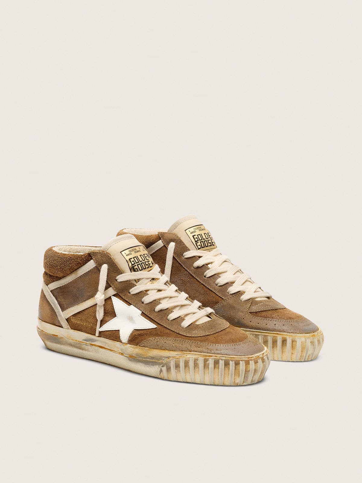 Golden Goose - Mid Star LAB Damen aus rostfarbenem Rauleder mit wei&szlig;em Lederstern in 