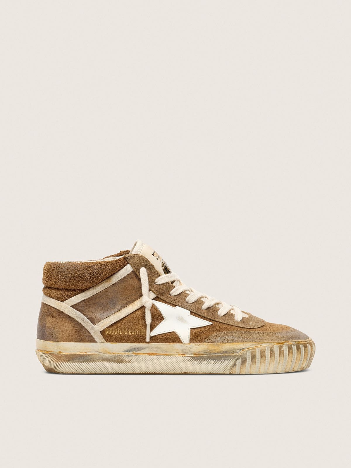 Golden Goose - Mid Star LAB Damen aus rostfarbenem Rauleder mit wei&szlig;em Lederstern in 