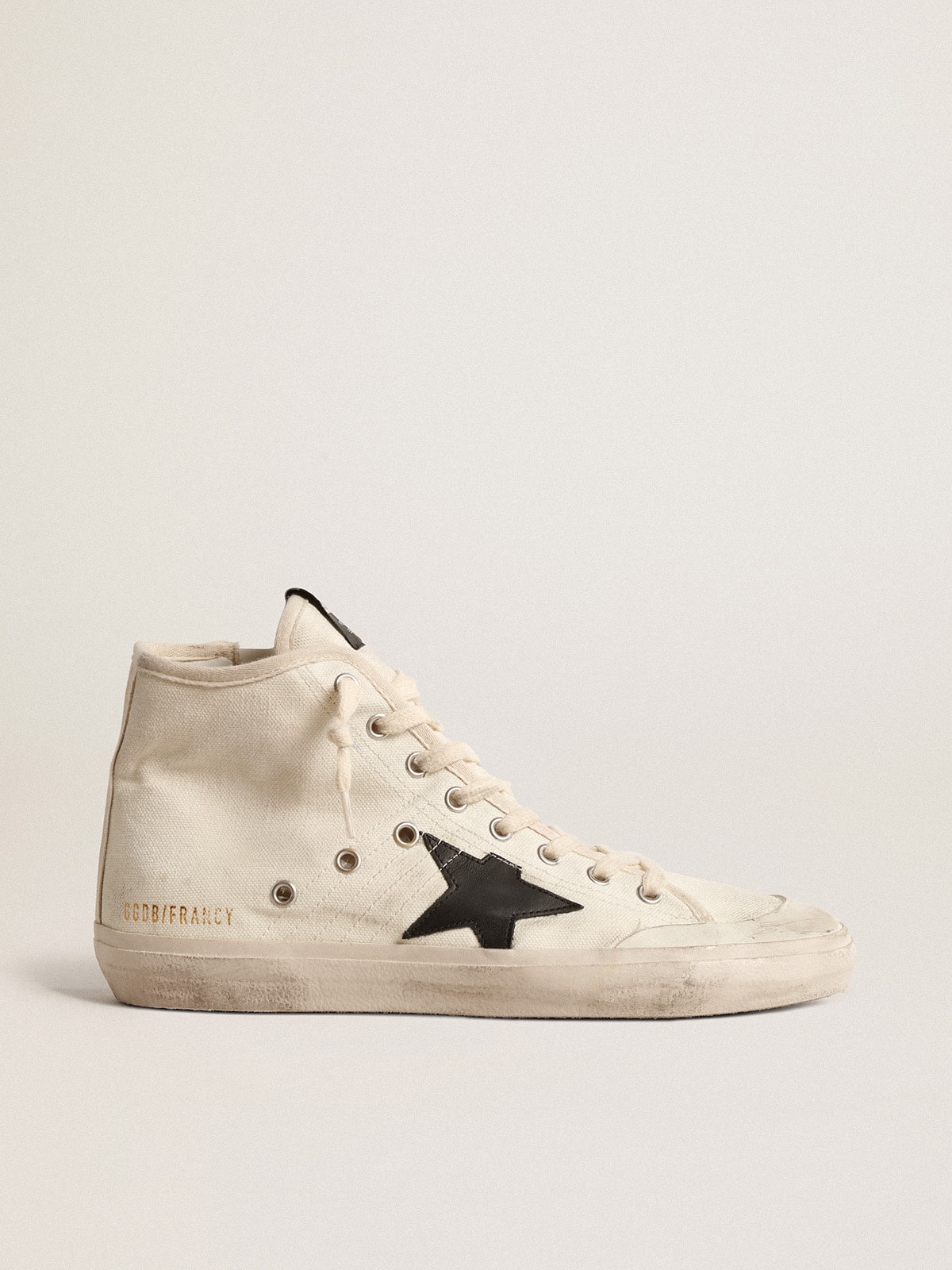 Golden Goose - Francy Penstar en toile avec étoile noire et surpiqûre rouge  in 