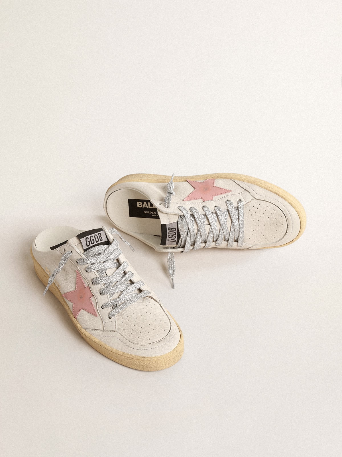 Golden Goose - Mules Ball Star de napa blanca con estrella de piel rosa antiguo in 