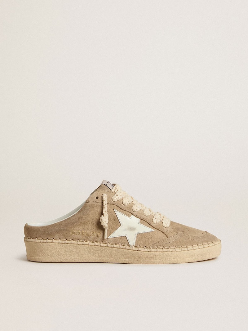 Mules Ball Star de mujer de ante beige con estrella de piel blanca