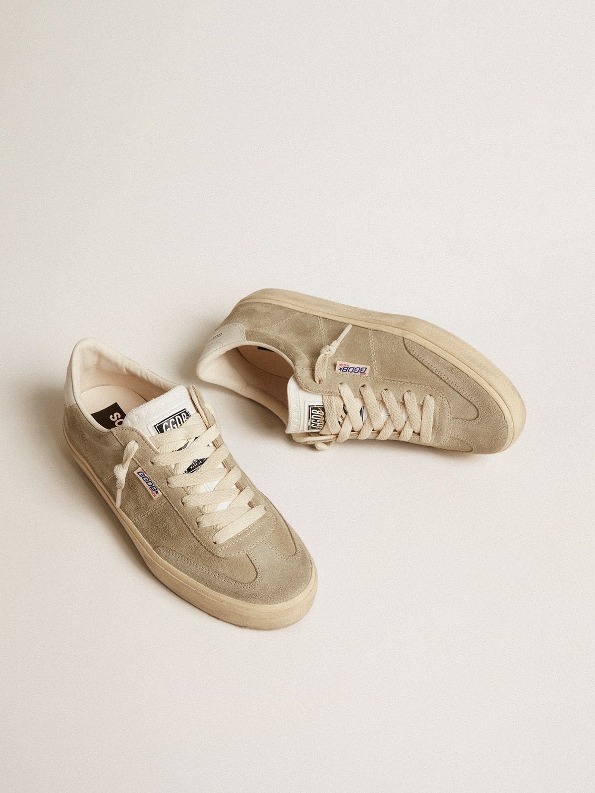 Women's Soul Star in beige suede with white leather heel tab