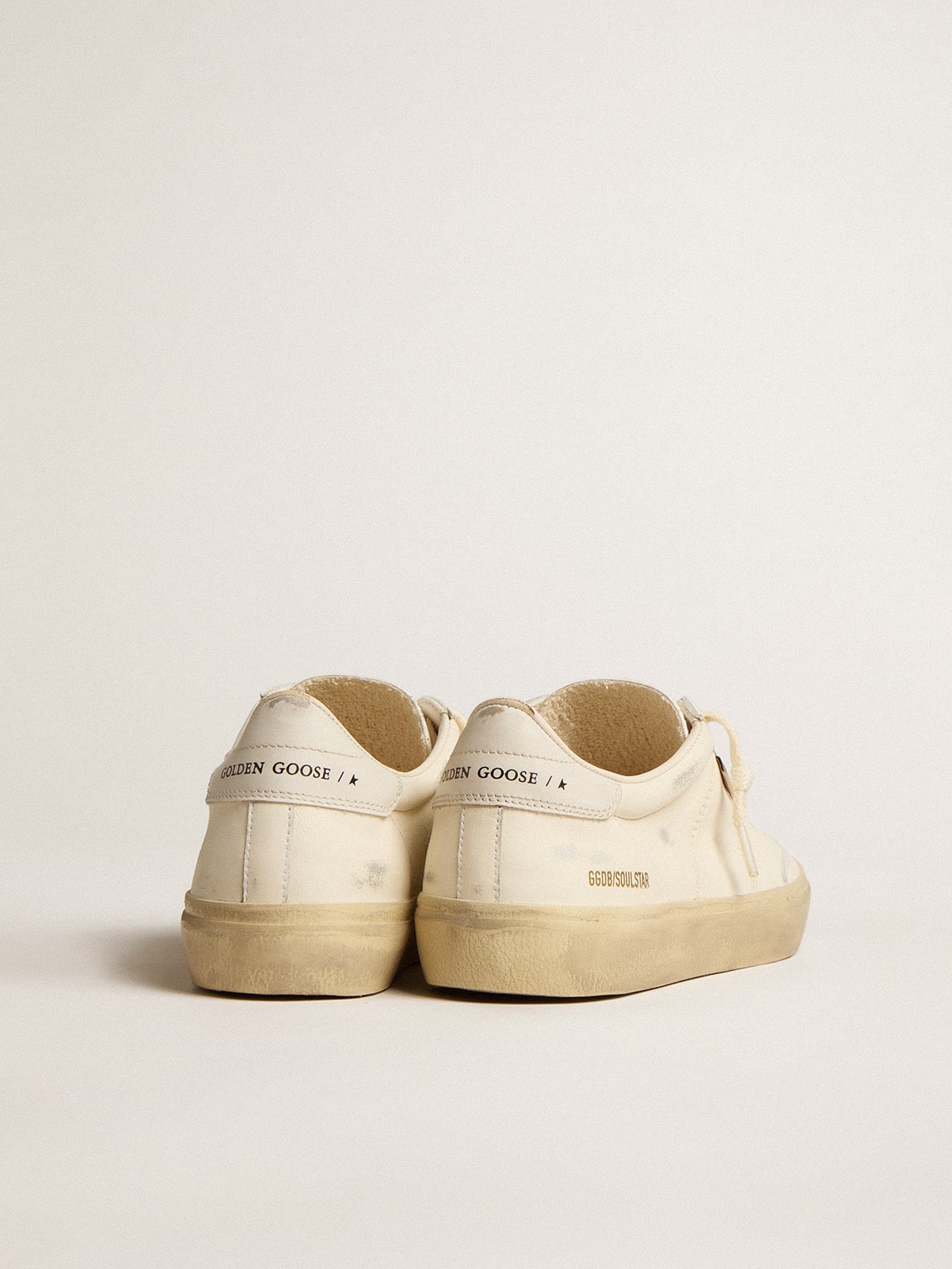 Golden Goose - Women’s Soul Star in worn-white leather with white heel tab in 