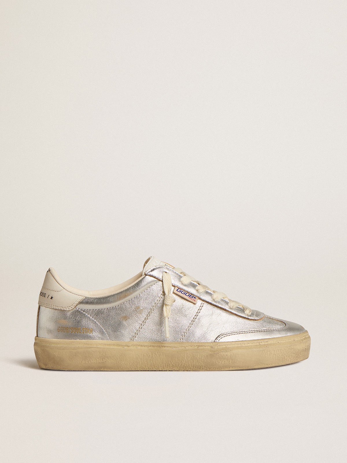 Golden Goose - Soul Star Donna in pelle laminata argento con talloncino bianco in 