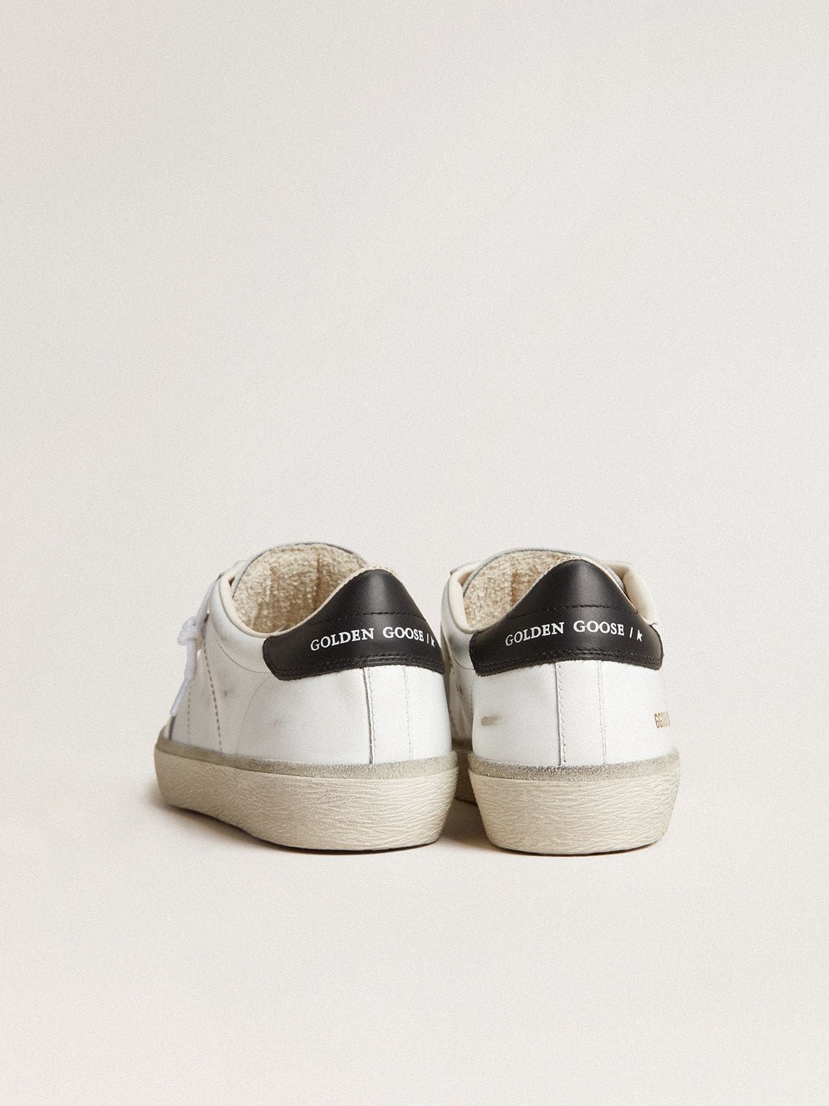 スニーカー GOLDEN Women Sneakers GWF00464 F006932 10283 WHITE Women's Soul Star in white leather with black leather heel tab