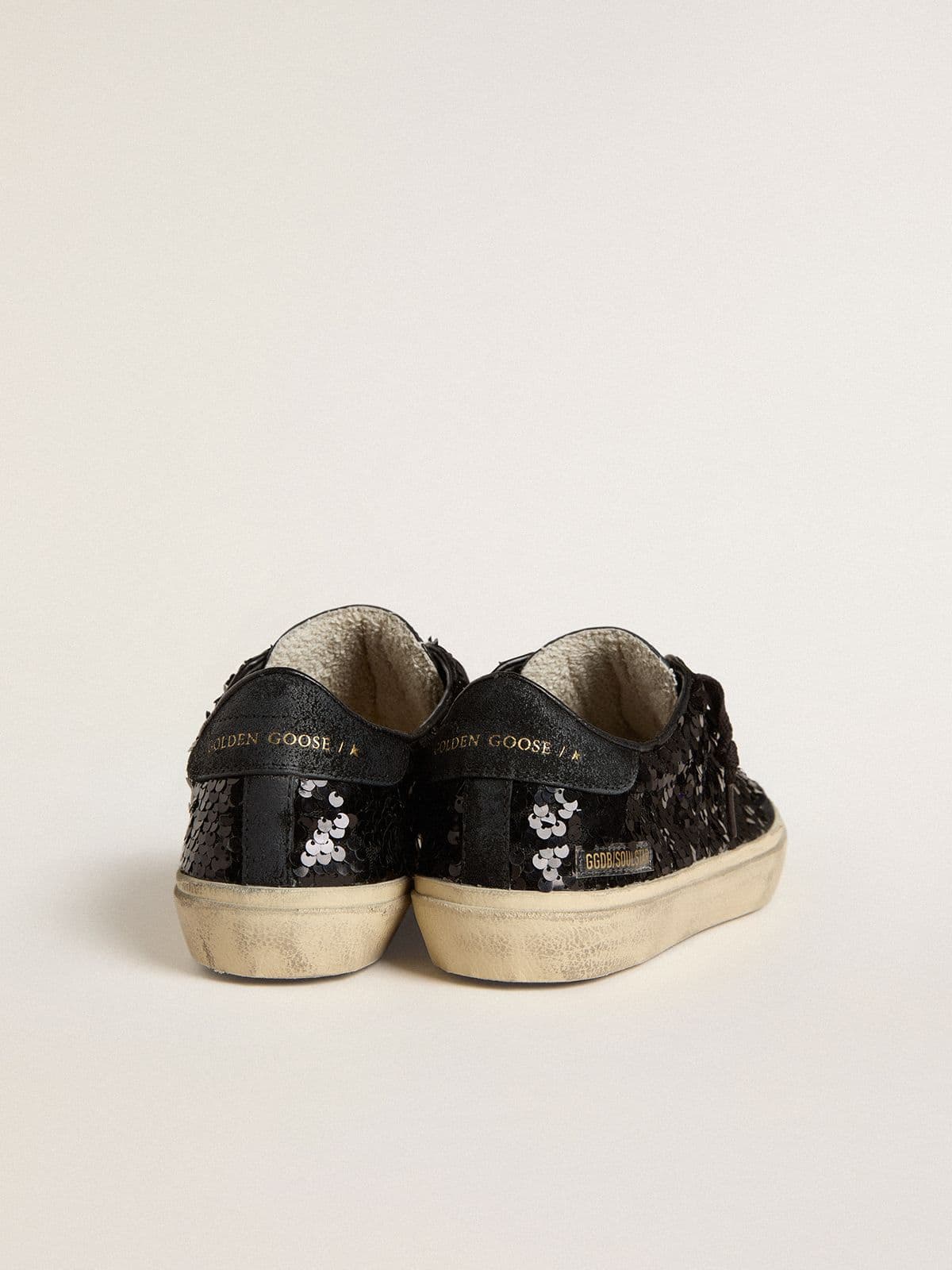 Golden Goose - Soul Star de mujer con lentejuelas negras con refuerzo del talón de ante negro in 