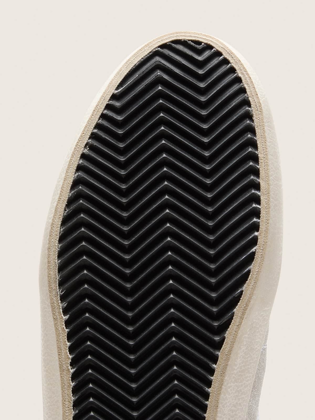 Golden Goose - Soul Star Feminino de suede bege com faixa no tal&atilde;o de couro branco in 
