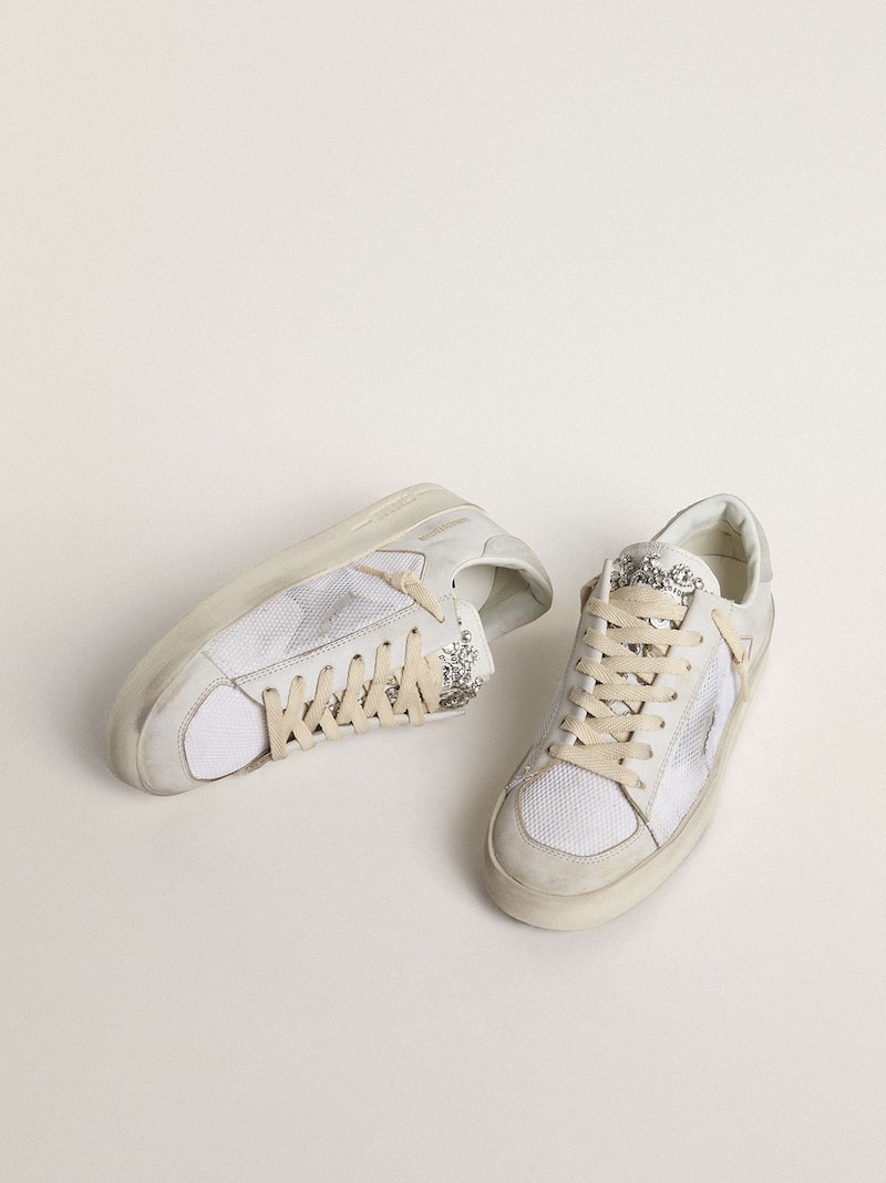 Golden Goose - Stardan LTD in pelle bianca con stella e talloncino in suede color grigio ghiaccio in 