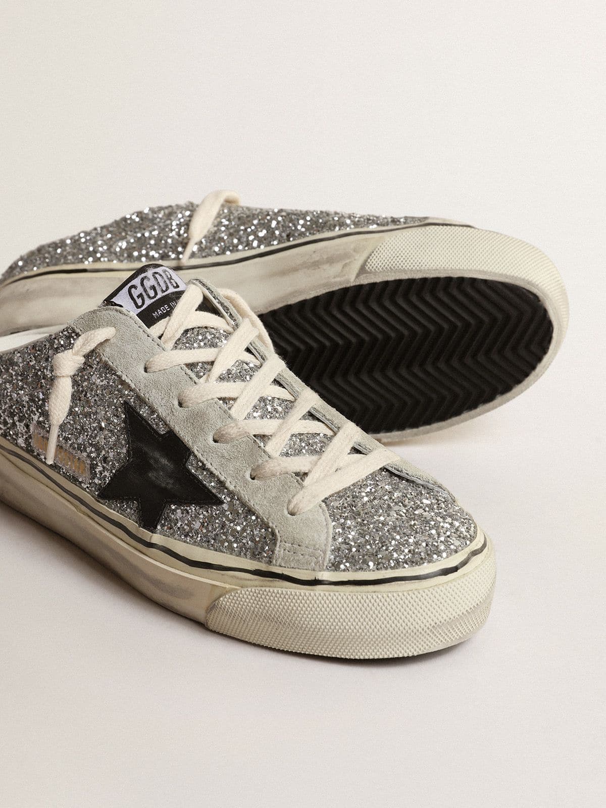 Golden Goose - Super-Star Sabot Donna in glitter argento con stella in pelle nera in 