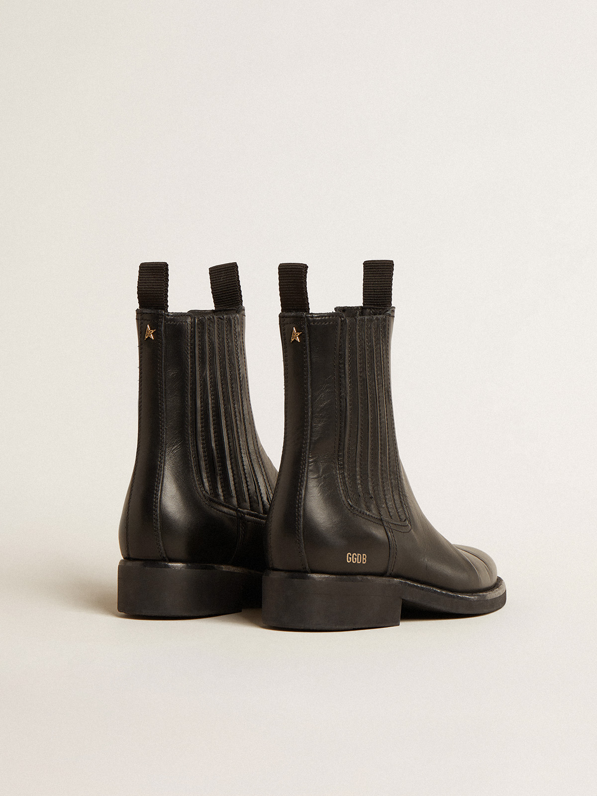 Golden Goose - Women’s Chelsea boots in black leather in