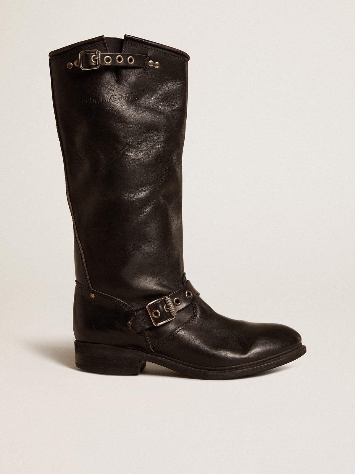 Golden Goose - Botas Biker de cano alto de couro preto com tachas e fivelas prateadas in 