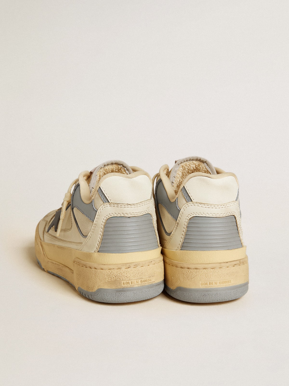 Golden Goose - Women’s Forty2 with grey star and white leather heel tab in 