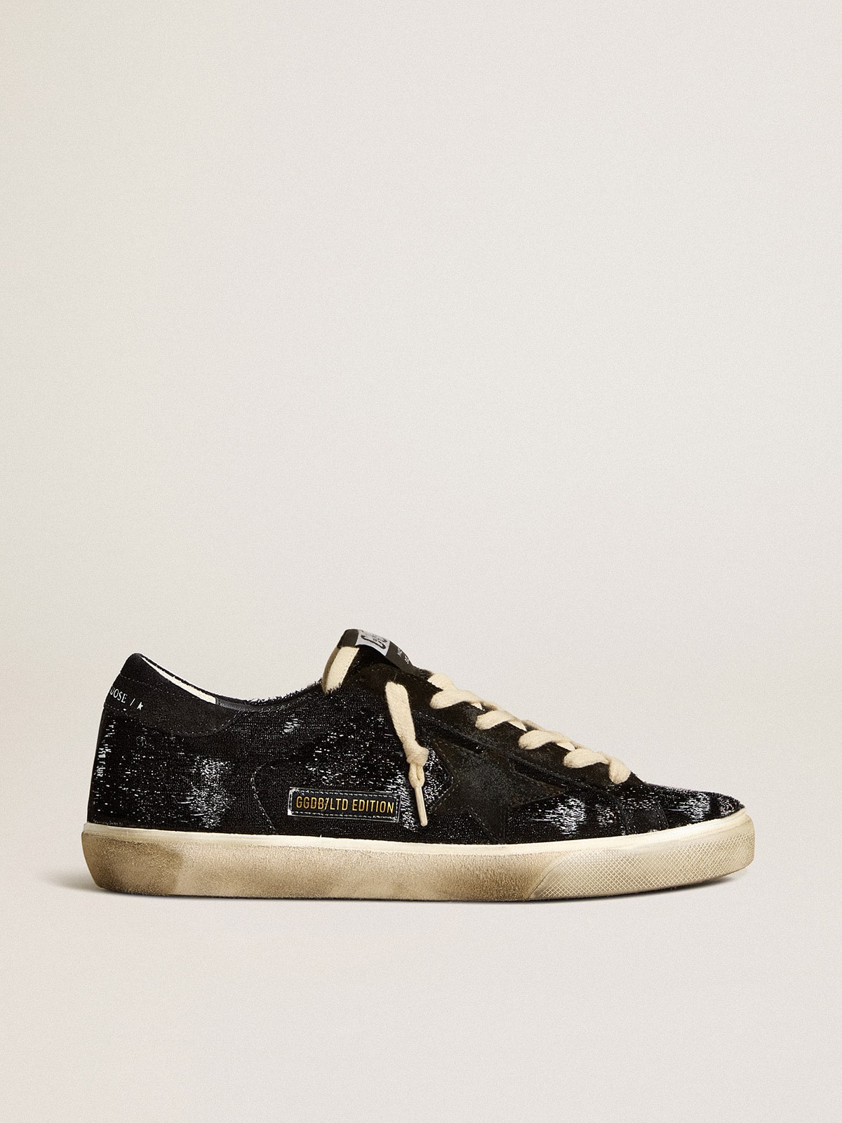 Golden Goose - Super-Star pour femme en velours et daim noirs avec étoile en daim noir in 