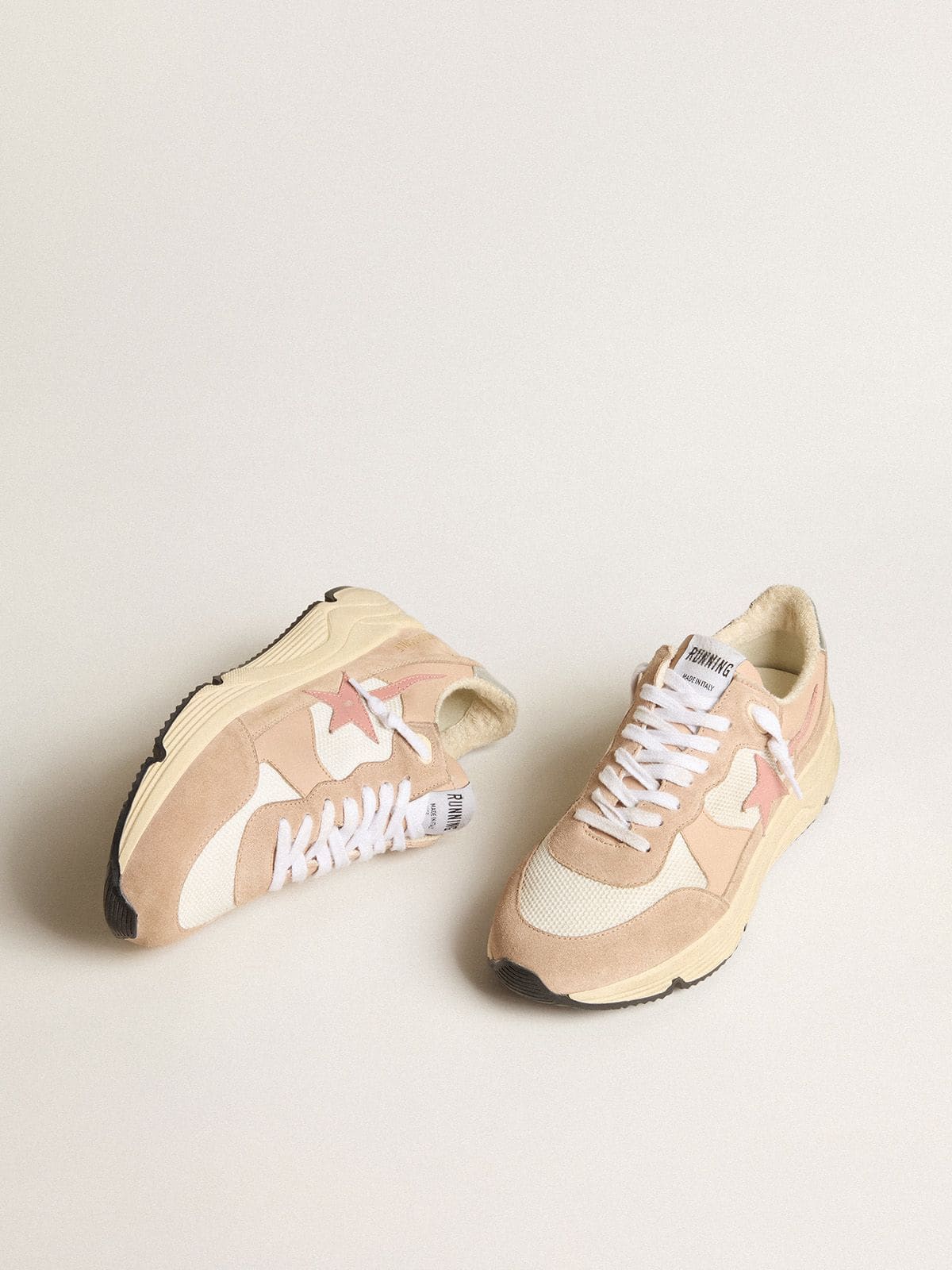Golden Goose - Running Sole pour femme en résille et daim avec étoile rose et contrefort argenté in 