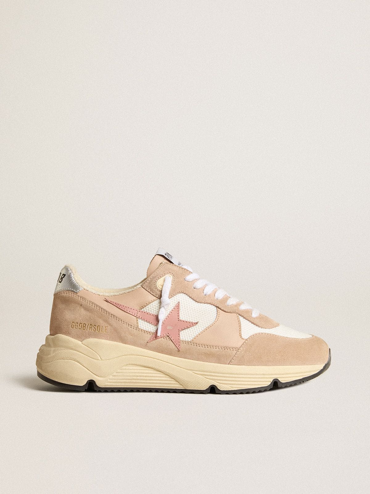Golden Goose - Running Sole pour femme en résille et daim avec étoile rose et contrefort argenté in 