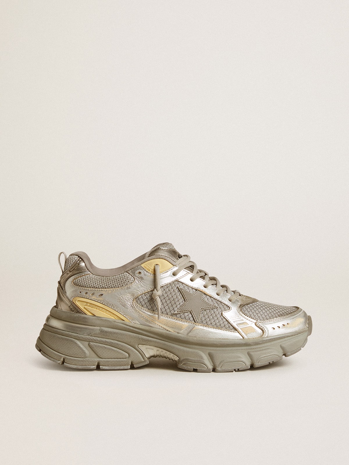 Golden Goose - Lightstar Donna in pelle laminata e mesh argento e stella grigia in 