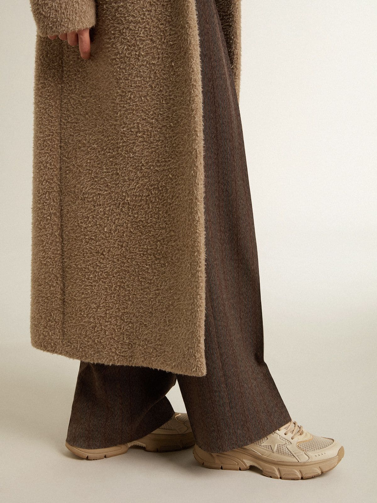 Golden Goose - Lightstar de mujer de piel y malla color gris paloma con estrella de TPU beige in 