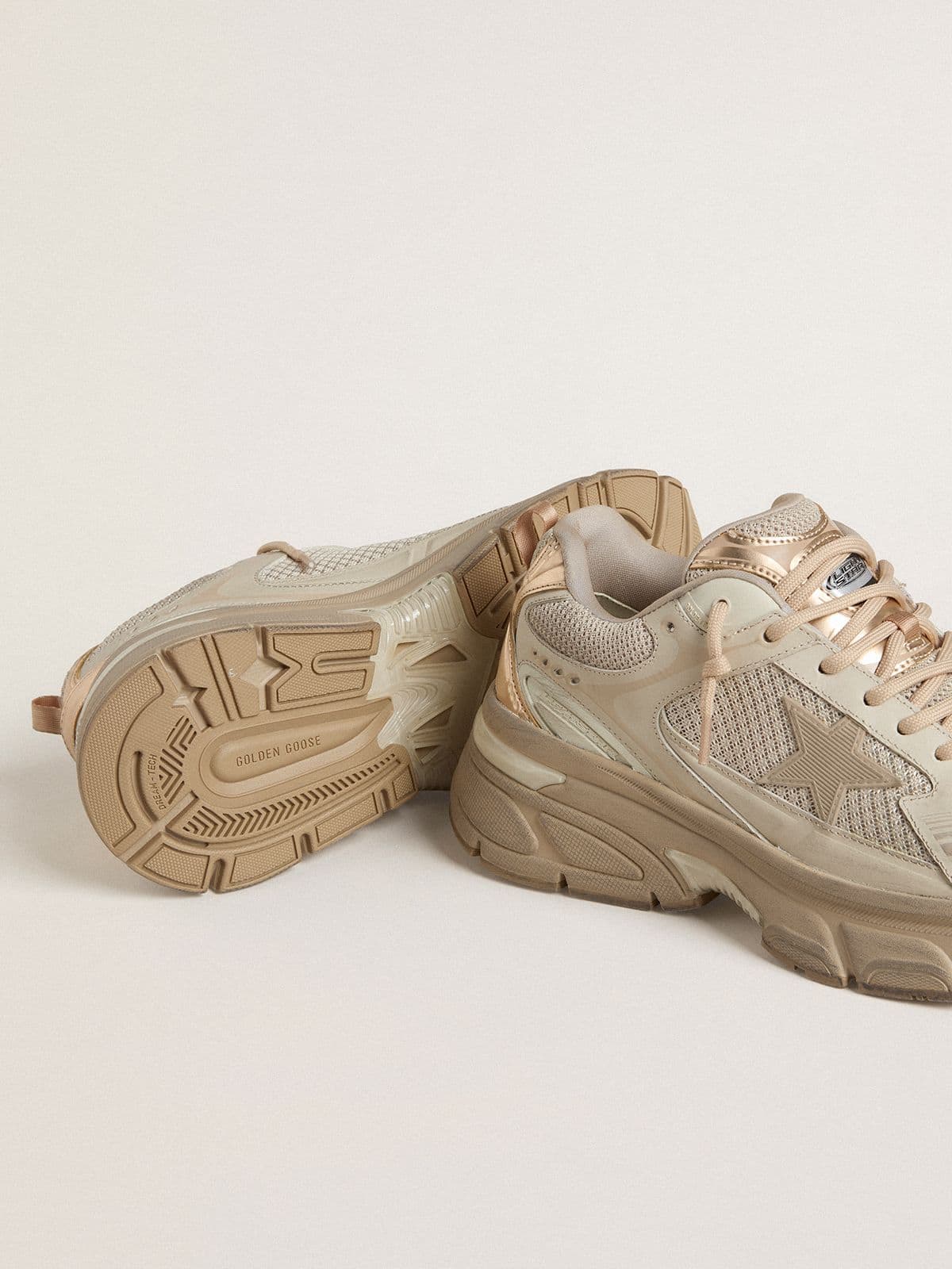 Golden Goose - Women’s Lightstar in dove-gray leather and mesh with beige TPU star in 