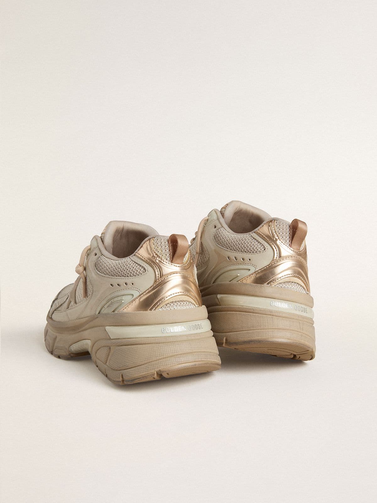 Golden Goose - Women’s Lightstar in dove-gray leather and mesh with beige TPU star in 