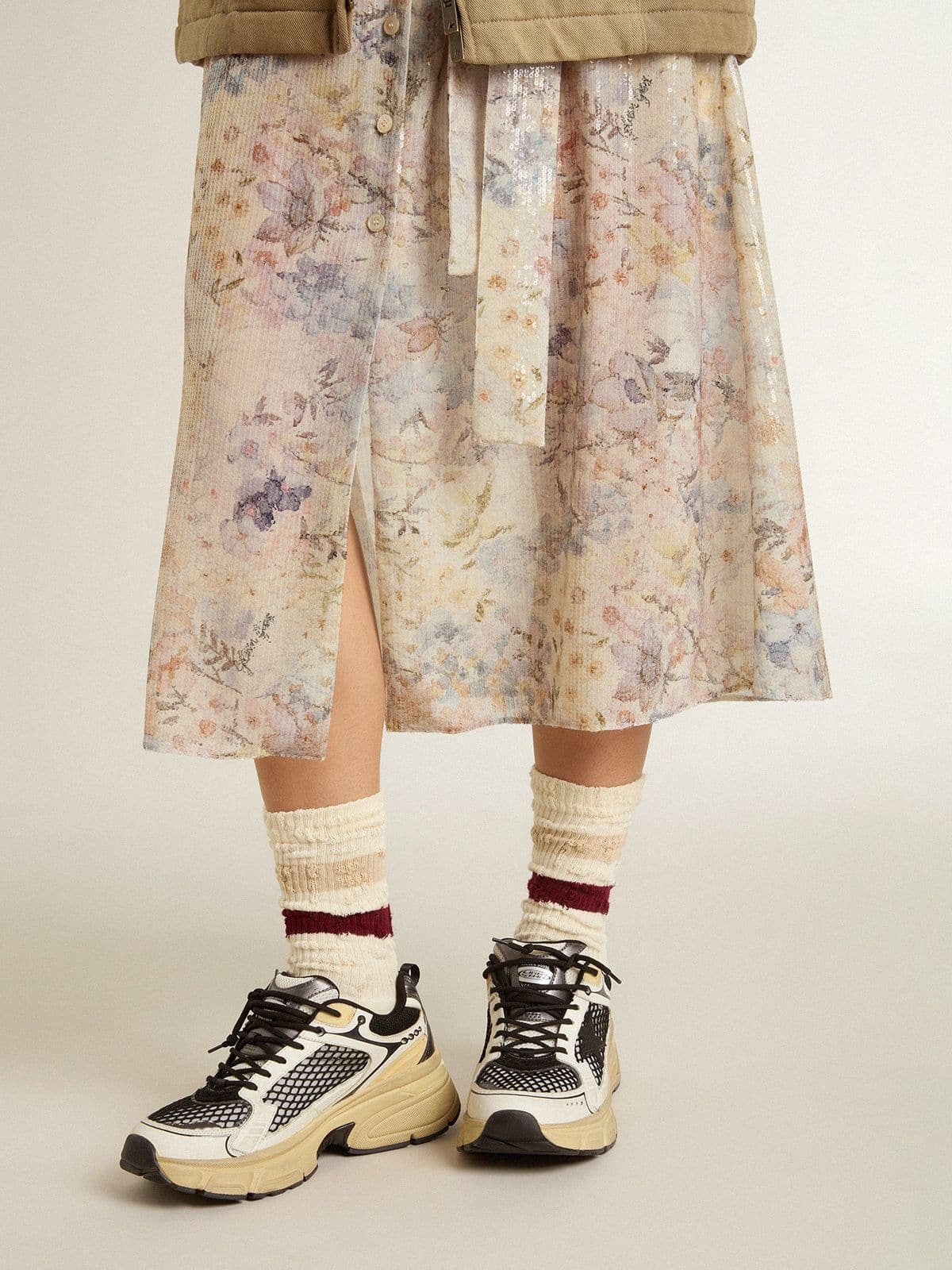 Golden Goose - Lightstar Damen aus weißem Leder und schwarzem Mesh mit schwarzem TPU-Stern in 