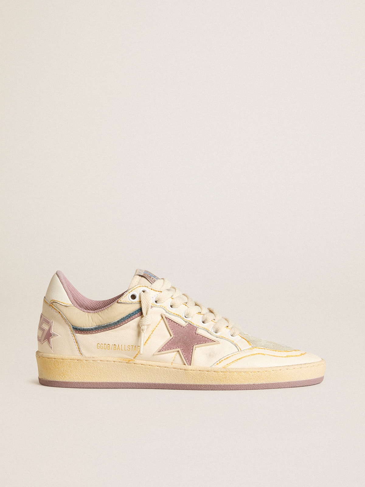 Golden Goose - Ball Star Donna in nappa con stella in TPU malva e talloncino in pelle in 