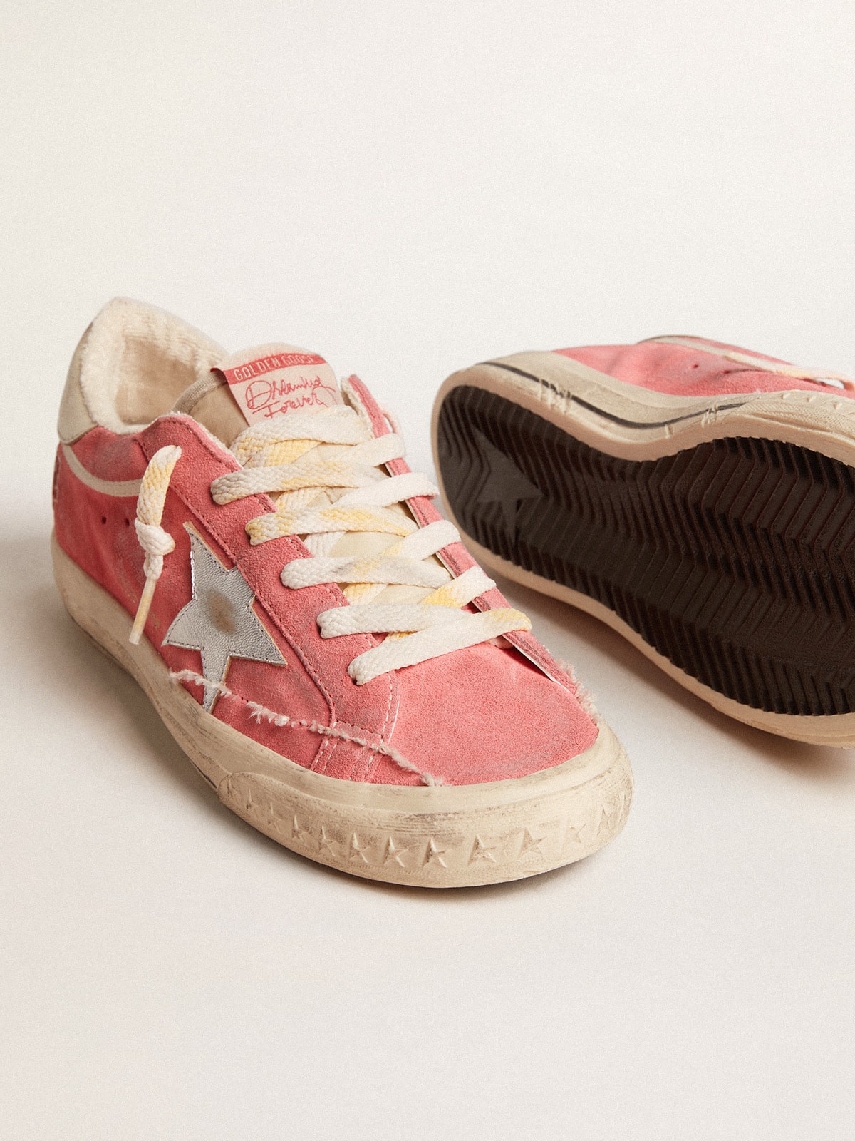 Golden Goose - Super-Star Donna LTD in suede rosso con stella argento e talloncino in pelle in 