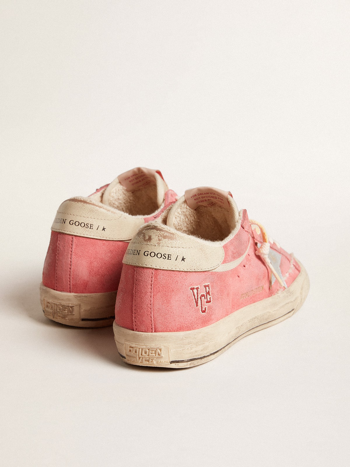 Golden Goose - Super-Star Donna LTD in suede rosso con stella argento e talloncino in pelle in 