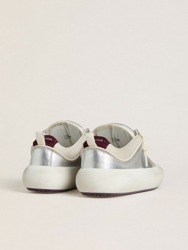 Golden Goose - Space-Star Cube Damen aus eisgrau-silbernem Leder mit Ferse in Bordeaux in 