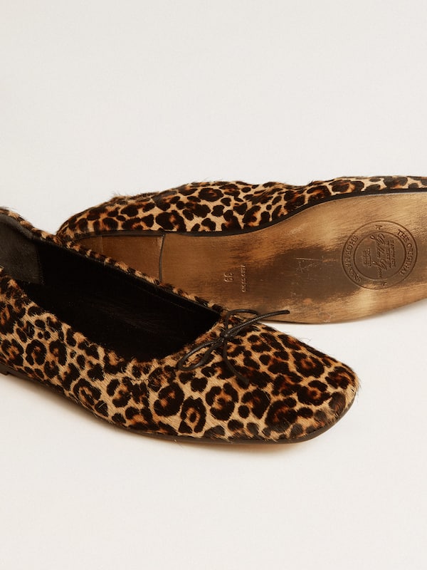 Golden Goose - Amy ballet flats in beige leopard-print pony skin in 