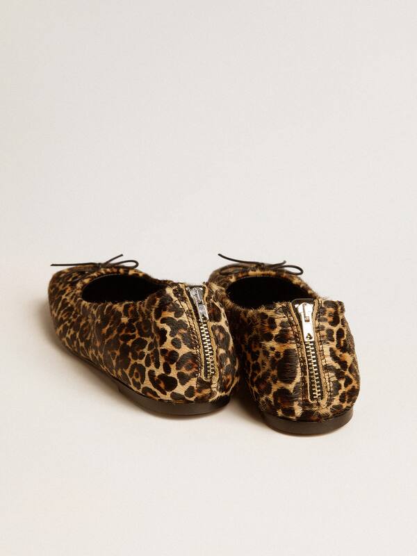 Golden Goose - Amy ballet flats in beige leopard-print pony skin in 