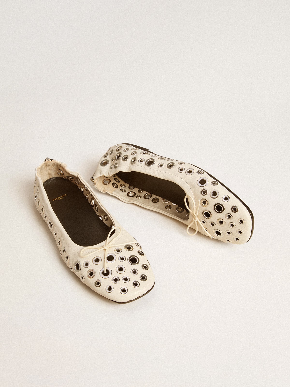 Amy ballet flats in white nappa leather with silver colored