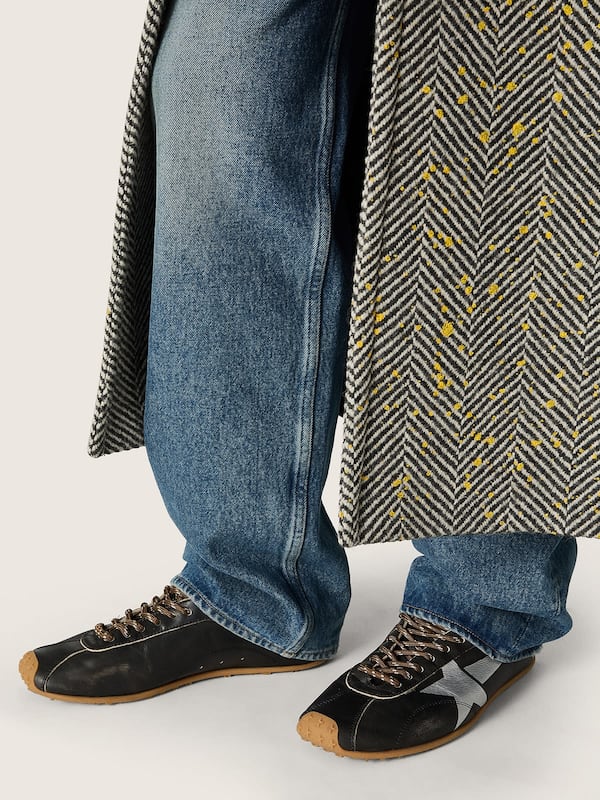 Golden Goose - Women's Marathon Speed with black leather upper and silver star in 