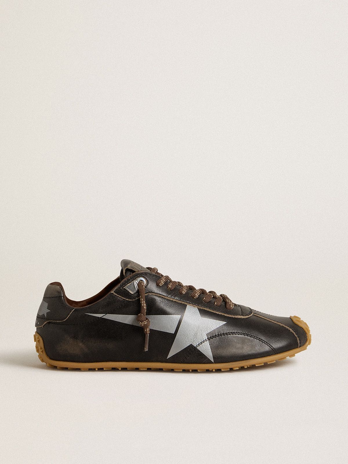 Golden Goose - 여성 블랙 레더 어퍼 & 실버 스타 마라톤 스피드 in 
