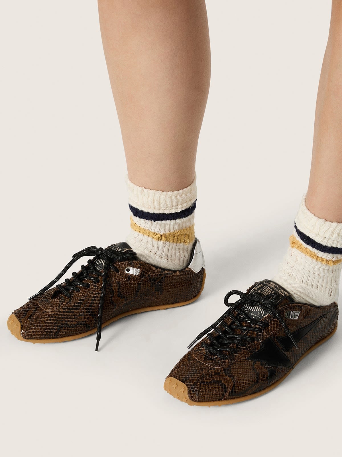 Golden Goose - Marathon Speed Damen aus Leder mit braunem Pythonprint, schwarzem Stern und silberfarbener Lederferse in 