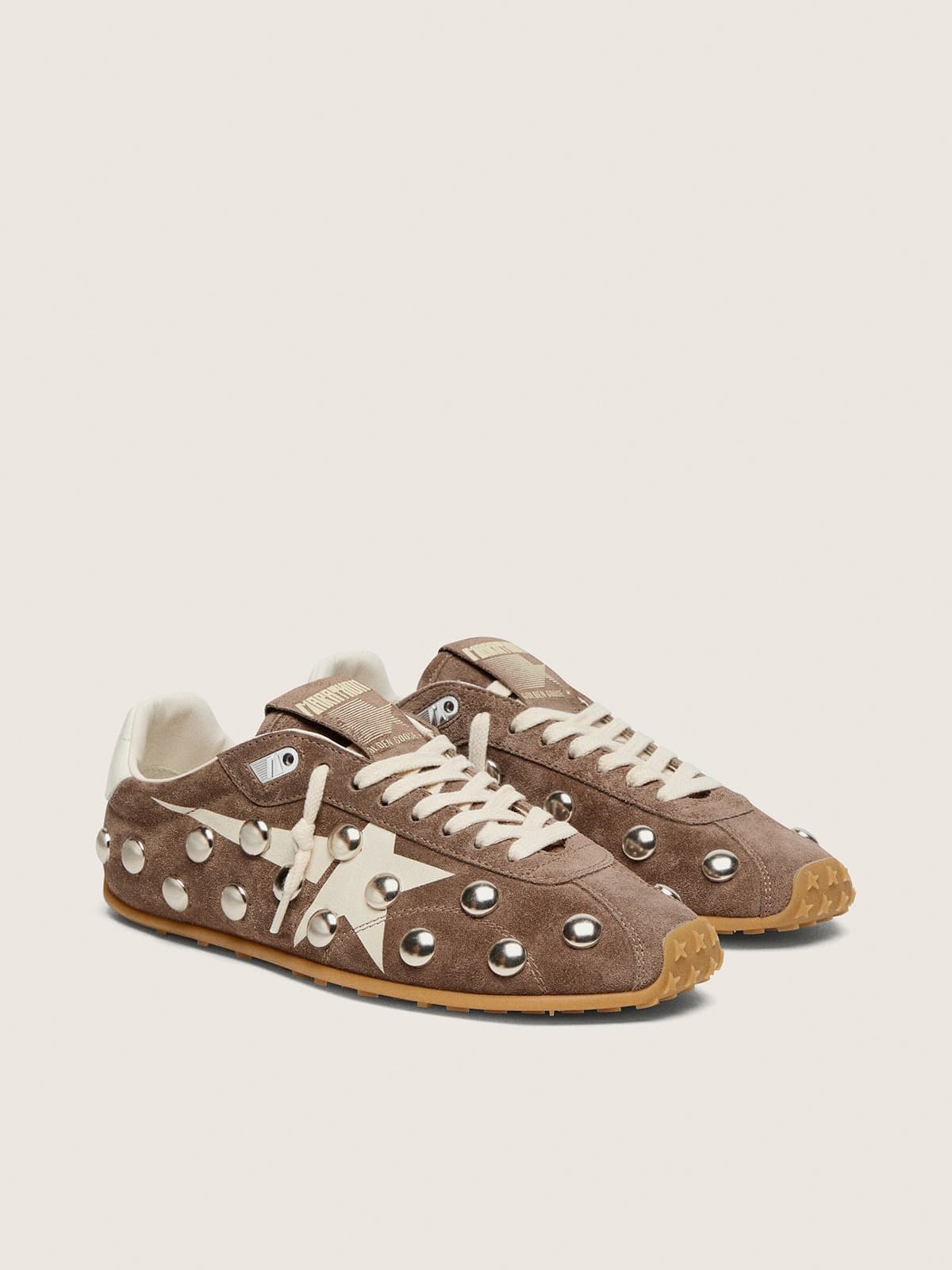 Women&rsquo;s Marathon Speed in anthracite-gray suede with white star and metal studs