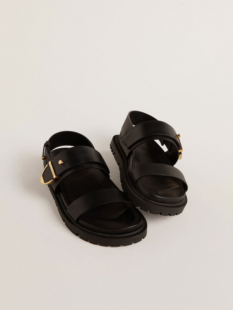 Golden Goose - Sandalo Lucy Donna in pelle lucida nera con fibbia in metallo dorato in 