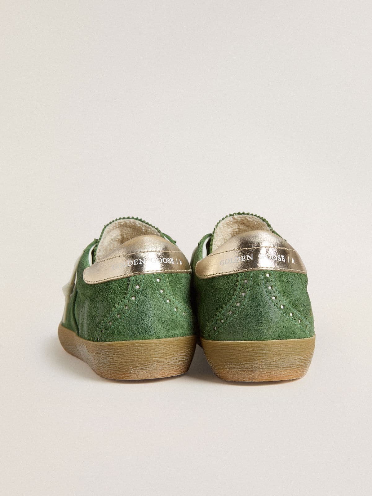Golden Goose - 화이트 스타 그린 스웨이드 슈퍼스타  in 