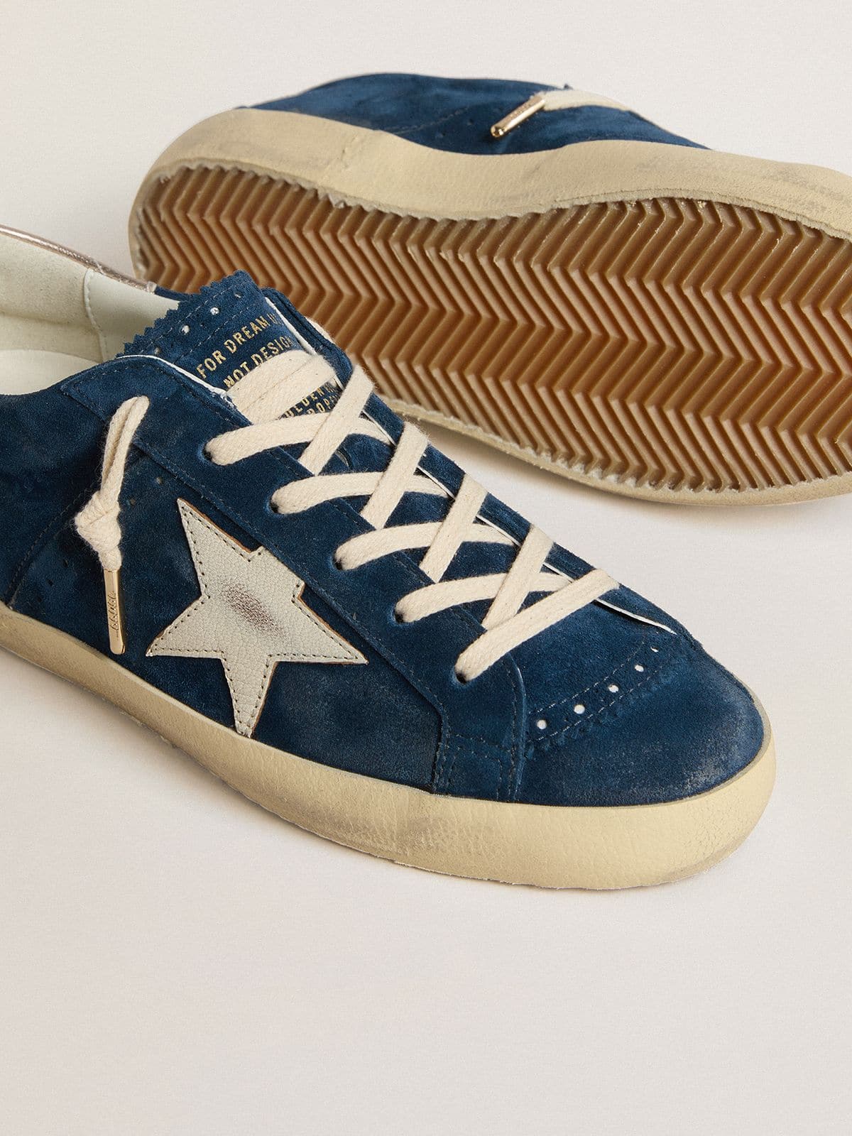 Golden Goose - Super-Star LTD Donna in suede blu con stella bianca in 