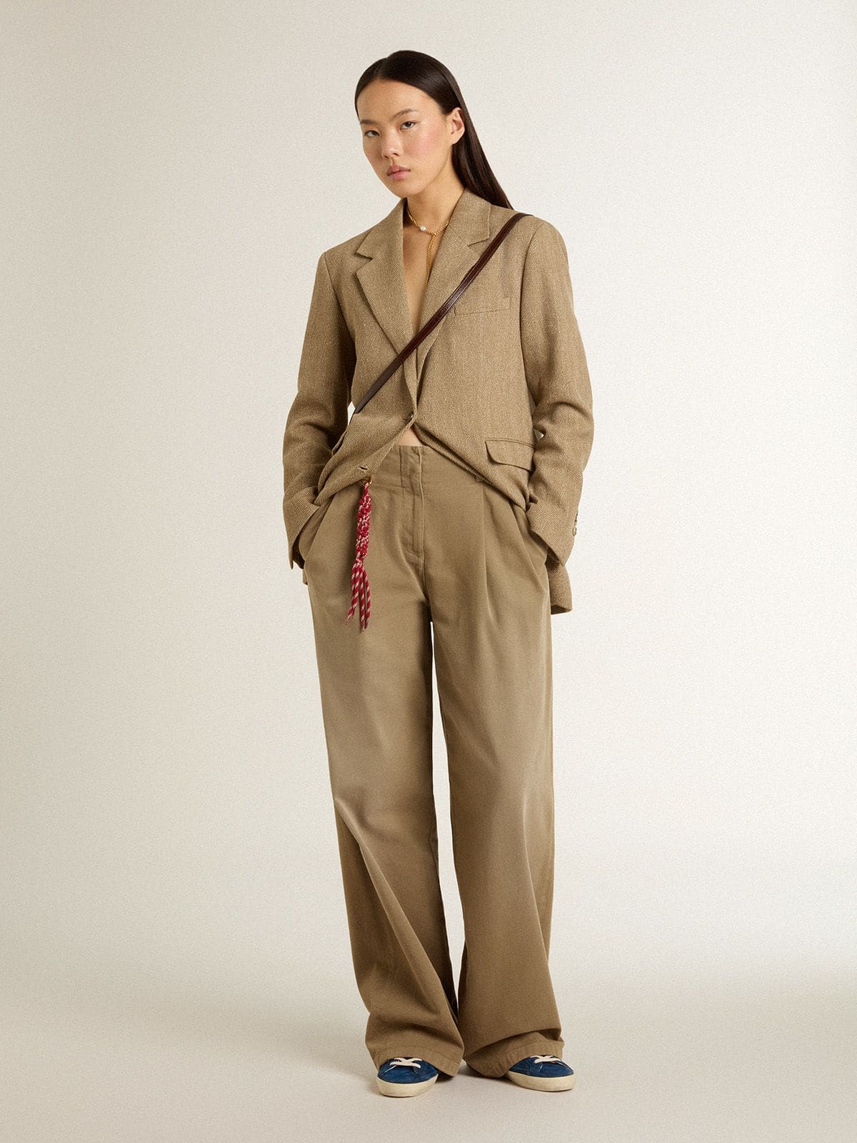 Golden Goose - Super-Star LTD Donna in suede blu con stella bianca in 
