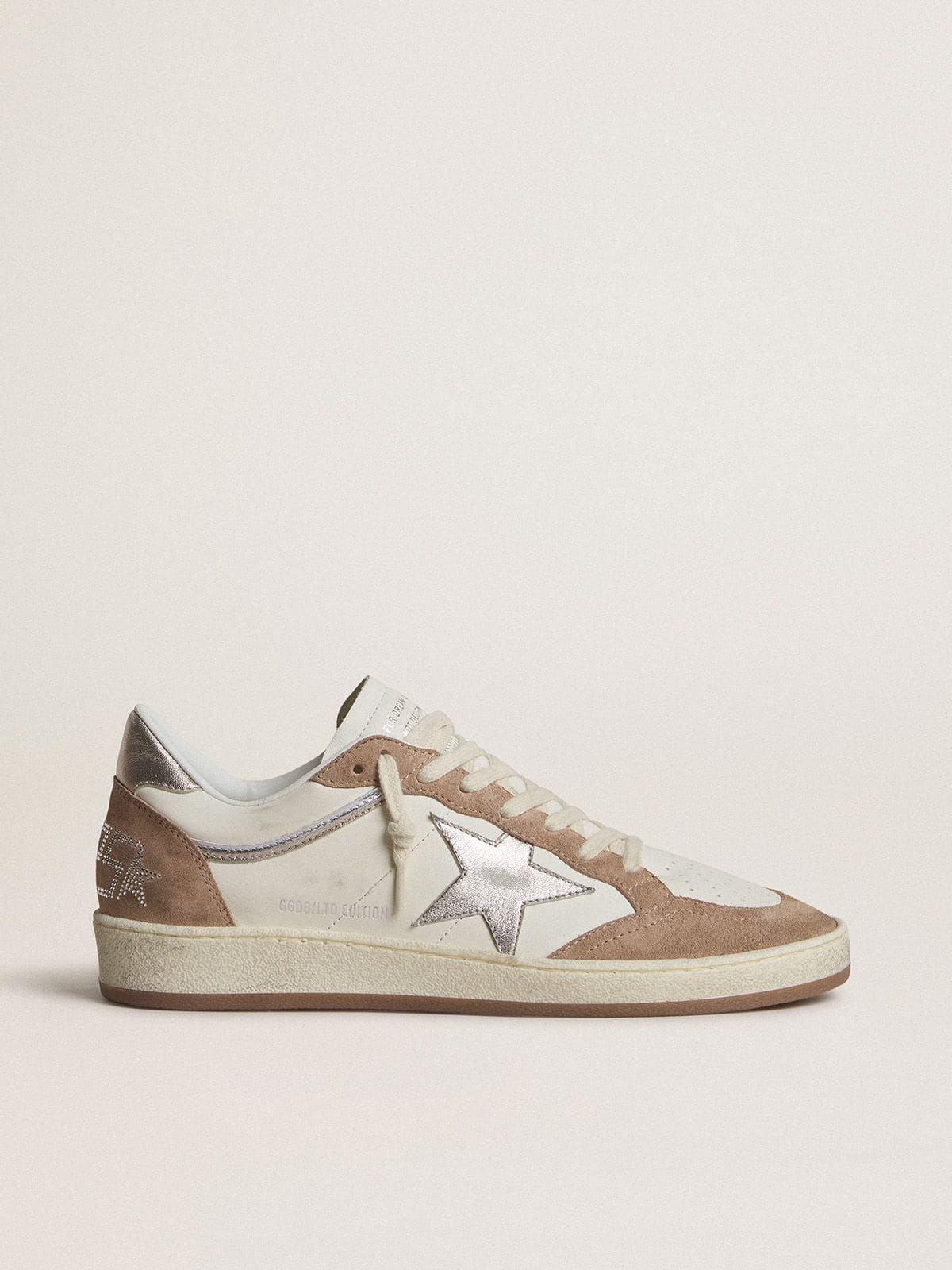 ☆人気【Golden 】Old Rose White Ballstar Sabot Sneakers Ball Star Sabots in white nappa with an old-rose leather star