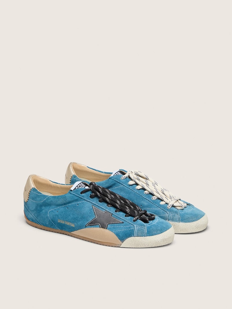 Golden Goose - True-Star Donna in suede ottanio con stella nera e talloncino panna in 