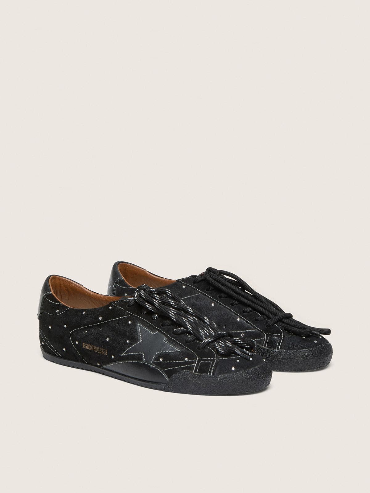 Golden Goose - True-Star Damen aus schwarzem Suede mit Swarovski-Kristallen und Lederstern in 