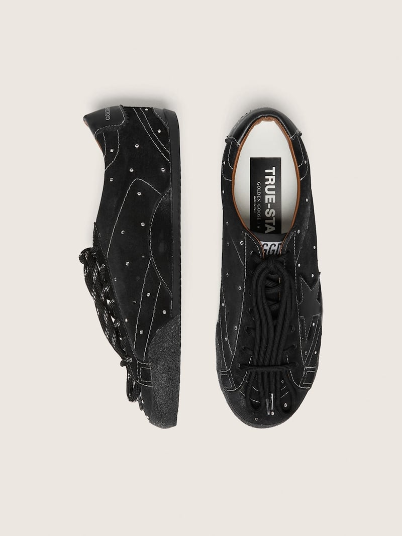 Golden Goose - True-Star Donna in suede nero con cristalli Swarovski e stella in pelle nera in 