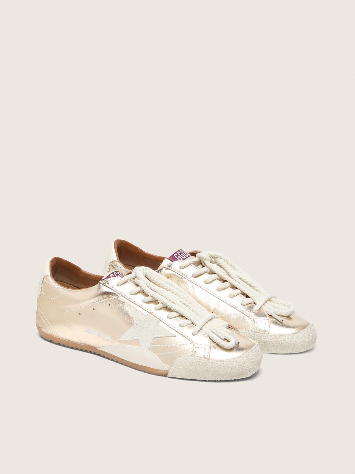 Women&rsquo;s True-Star in metallic silver leather with light gray suede star