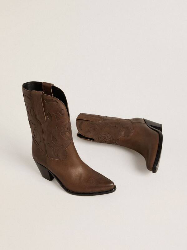 Golden Goose - Wish Star boots in dove-gray leather with tone-on-tone inlay details in 