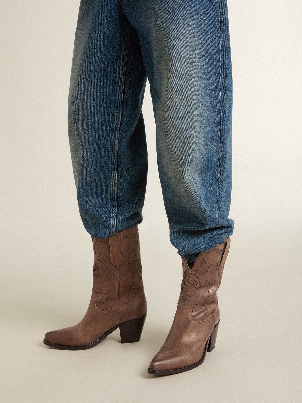 Golden Goose - Botas Wish Star de couro havana-rosado com detalhes embutidos tom sobre tom in 