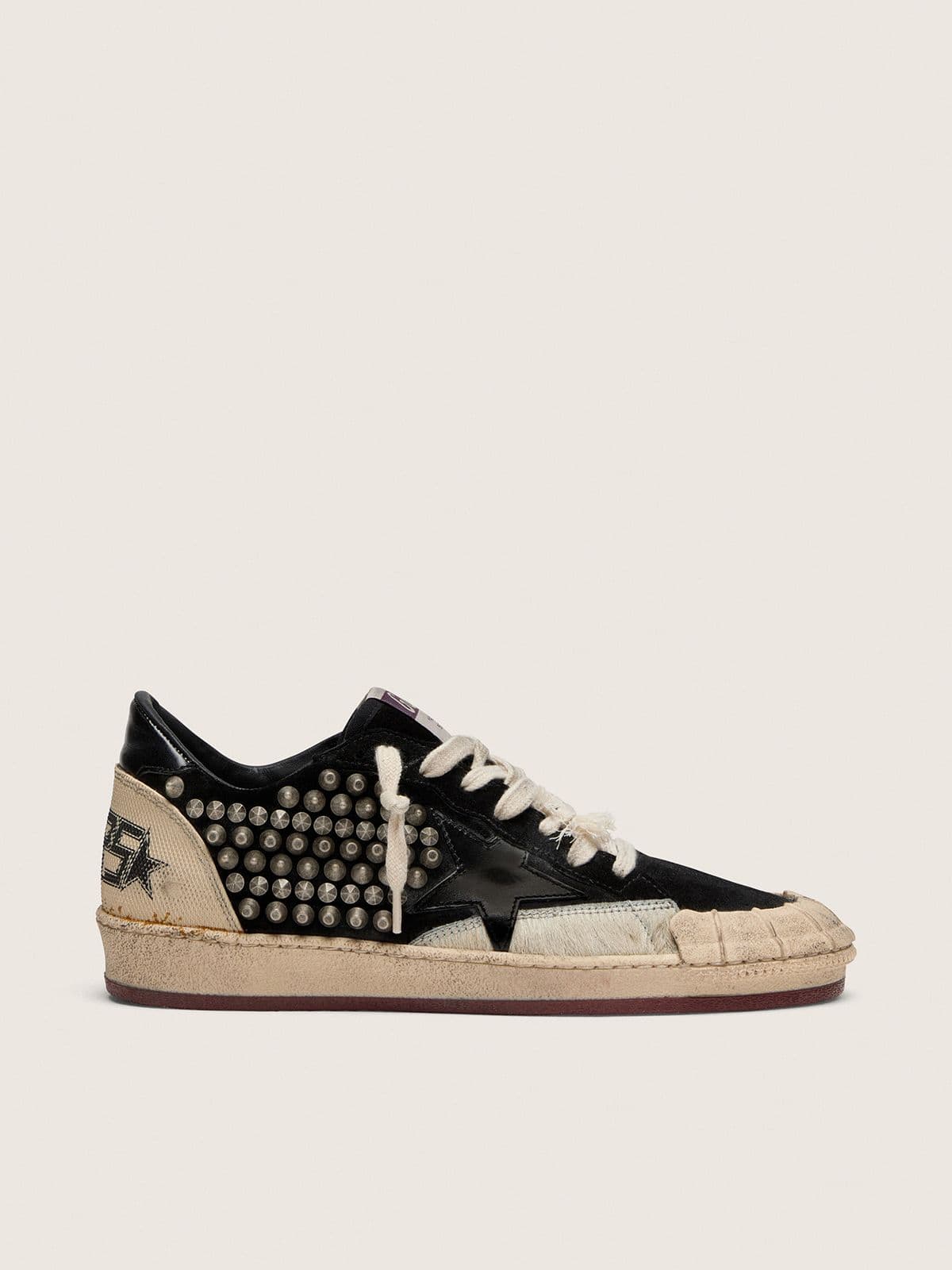 Golden Goose - Ball Star LAB de mujer de ante negro con tachas y estrella de piel brillante negra in 