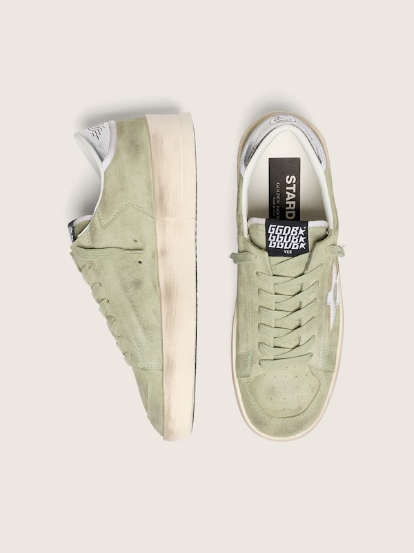 Stardan donna in suede verde salvia con stella laminata argento